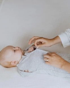 Outlet 😍 Aden & Anais 2-Pack Snug Swaddles Savannah Spots 🥰 -Baby Online store http3A2F2Fstatic.theiconic.com .au2Fp2Faden anais 3176 5947711 8