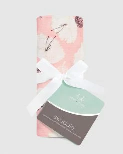 Brand new ✨ Aden & Anais Single Silky Soft Swaddle Pretty Petals 🎁