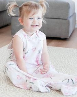 New 💯 Anchor & Arrow Bamboo 🌞 Summer Sleeping Bag PRETTY PEONY ✨