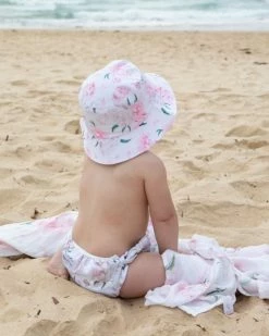 Hot Sale 🔔 Anchor & Arrow Reusable Swim Nappy & Hat Set PRETTY PEONY ⭐