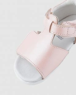 Buy 🌟 Bobux Step Up Mirror Seashell Shimmer ❤️ -Baby Online store http3A2F2Fstatic.theiconic.com .au2Fp2Fbobux 1536 4991331 4