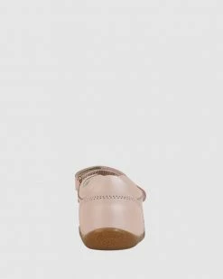 Top 10 👍 Bobux Step Up Sail 🩴 Sandals II Seashell Shimmer/Gold ❤️ -Baby Online store http3A2F2Fstatic.theiconic.com .au2Fp2Fbobux 2257 0788031 3