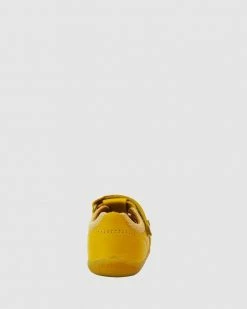 Outlet 🥰 Bobux Step Up Roam 🩴 Sandals Chartreuse 🥰 -Baby Online store http3A2F2Fstatic.theiconic.com .au2Fp2Fbobux 7394 6988031 3