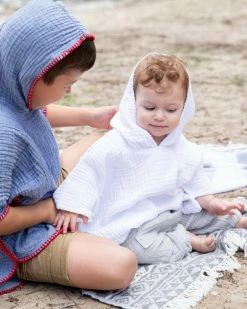 Best reviews of 🤩 Chuchka Crinkle Hooded Poncho White 🧨 -Baby Online store http3A2F2Fstatic.theiconic.com .au2Fp2Fchuchka 4896 6730531 3