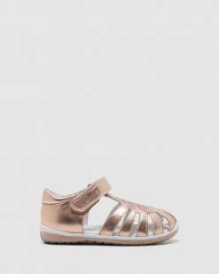 Flash Sale 🥰 Clarks Magic II Rose Gold/Glitter 🎉