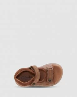 Budget ⌛ Clarks Keiran Tan 🎉 -Baby Online store http3A2F2Fstatic.theiconic.com .au2Fp2Fclarks 4125 1853431 4