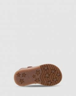 Budget ⌛ Clarks Keiran Tan 🎉 -Baby Online store http3A2F2Fstatic.theiconic.com .au2Fp2Fclarks 4128 1853431 5