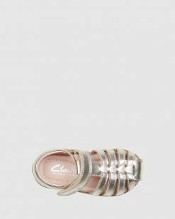 Best reviews of 😀 Clarks Shelly Gold 👍 -Baby Online store http3A2F2Fstatic.theiconic.com .au2Fp2Fclarks 4488 1983821 3