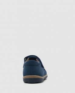 Cheapest 🎁 Clarks Marlon Navy 🔥 -Baby Online store http3A2F2Fstatic.theiconic.com .au2Fp2Fclarks 7477 6753431 3