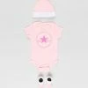 Outlet ✨ Converse Classic 3-Piece Infant Hat, Bodysuit & Bootie Set - Babies Arctic Punch 👍