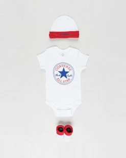 Promo ⭐ Converse Classic 3-Piece Infant Hat, Bodysuit & Bootie Set - Babies Converse Red & White 🛒