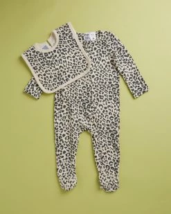 Best reviews of 🔥 Cotton On Baby Bundle Long Sleeve Zip Romper & Square Bib - Babies Caramel Marle & 🌞 Summer Ocelot 💯