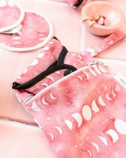 Brand new 🎁 Designer Bums ICONIC Exclusive Wet Bag 4 Piece Set Blush Moon 😉 -Baby Online store http3A2F2Fstatic.theiconic.com .au2Fp2Fdesigner bums 1961 7960151 8