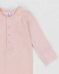 Best Pirce ❤️ Huxbaby Rosie Rib Romper - Babies Rose 🥰 -Baby Online store http3A2F2Fstatic.theiconic.com .au2Fp2Fhuxbaby 0617 4547331 3