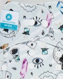 Brand new 🔔 Itti bitti Bare Essentials One Size Fits Most Reusable Cloth Nappy & Wetbag 2-Pack Magic Spooky ✨ -Baby Online store http3A2F2Fstatic.theiconic.com .au2Fp2Fitti bitti 0136 6304521 4