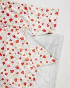 Budget ✔️ Itti bitti Minky Throw Travel Blankets - Pack of 2 Strawberry Shortcake 🛒 -Baby Online store http3A2F2Fstatic.theiconic.com .au2Fp2Fitti bitti 3506 2131721 4