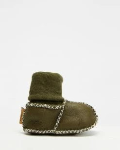 Flash Sale 🤩 Kip&Co Sheepskin Booties Zucchini Green 🔥