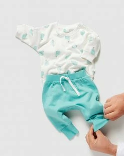 Best Pirce 🧨 Little Green & Co Track Top & Track Pants Set - Babies Ocean Pear ✨ -Baby Online store http3A2F2Fstatic.theiconic.com .au2Fp2Flittle green and co 6832 5279911 3
