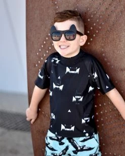 Budget ✔️ Little Lords Bat Rashie Black 🌟 -Baby Online store http3A2F2Fstatic.theiconic.com .au2Fp2Flittle lords 6437 873987 4