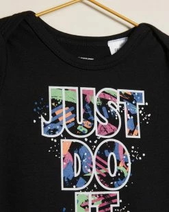 Outlet 🤩 Nike Thrill Print Romper - Babies Black 🛒 -Baby Online store http3A2F2Fstatic.theiconic.com .au2Fp2Fnike 1661 5950541 3