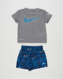 Brand new 😉 Nike Dominate SS Tee & Shorts Set - Babies Blue Void & Carbon Heather 😍