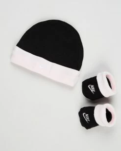 Flash Sale 🔥 Nike 3-Piece Hat, Bodysuit & Booties Set - Babies Black 🌟 -Baby Online store http3A2F2Fstatic.theiconic.com .au2Fp2Fnike 4539 0025331 4