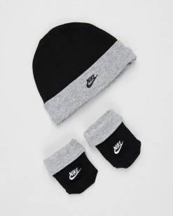 New 💯 Nike Futura Logo Boxed Set - Babies 023 Black 👏 -Baby Online store http3A2F2Fstatic.theiconic.com .au2Fp2Fnike 6328 686449 5