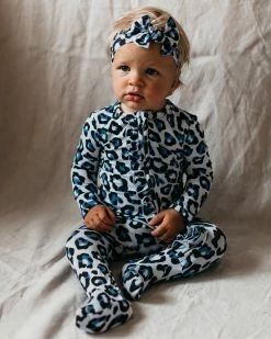 Promo 😍 OiOi Ruffled Footed Romper Blue Leopard 😍 -Baby Online store http3A2F2Fstatic.theiconic.com .au2Fp2Foioi 0082 9281251 5