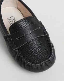 Buy 🔥 Oscars For Kids Verona Loafers Infant Black ✨ -Baby Online store http3A2F2Fstatic.theiconic.com .au2Fp2Foscars for kids 1777 422359 4
