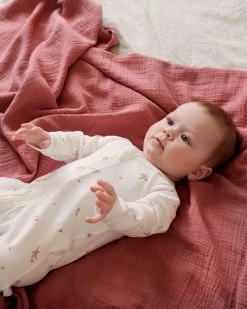 Hot Sale 🌟 Purebaby Crinkle Muslin Blanket - Babies Crabapple ❤️ -Baby Online store http3A2F2Fstatic.theiconic.com .au2Fp2Fpurebaby 0450 9368341 3