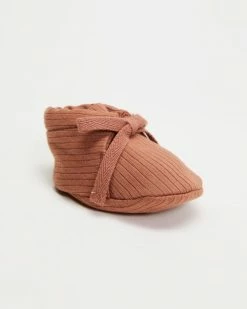 Budget ⭐ Quincy Mae Ribbed Booties - Babies Clay 🌟