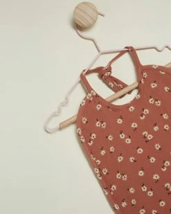 Promo 👏 Quincy Mae Woven Tie Bib - Babies Ditsy Clay 💯 -Baby Online store http3A2F2Fstatic.theiconic.com .au2Fp2Fquincy mae 6593 8013041 3