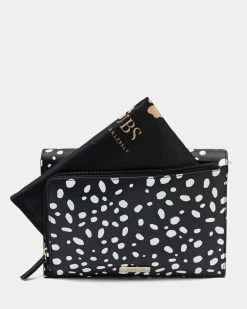 Top 10 😀 She Lion The Chic Baby Clutch Spot 🌟 -Baby Online store http3A2F2Fstatic.theiconic.com .au2Fp2Fshe lion 7630 552685 8