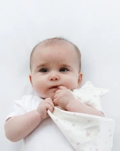 Coupon ⭐ Silky Tots Silk Comforter Pink Stars ✔️ -Baby Online store http3A2F2Fstatic.theiconic.com .au2Fp2Fsilky tots 6743 9502351 3