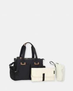 New 👏 Storksak Travel Shoulder Nappy Bag Black ⌛