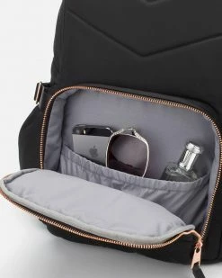 Brand new 😉 Storksak Hero Quilt 🎒 Backpack Nappy Bag Black 🤩 -Baby Online store http3A2F2Fstatic.theiconic.com .au2Fp2Fstorksak 3365 5817411 6