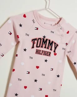 Top 10 ✔️ Tommy Hilfiger Flag Coveralls - Babies Delicate Pink 👏 -Baby Online store http3A2F2Fstatic.theiconic.com .au2Fp2Ftommy hilfiger 5582 9821431 3